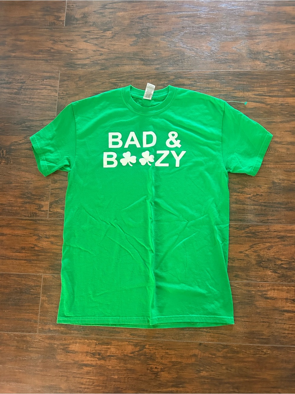 Men’s Gildan Green "Bad & Boozy" Graphic tee WORN INCE